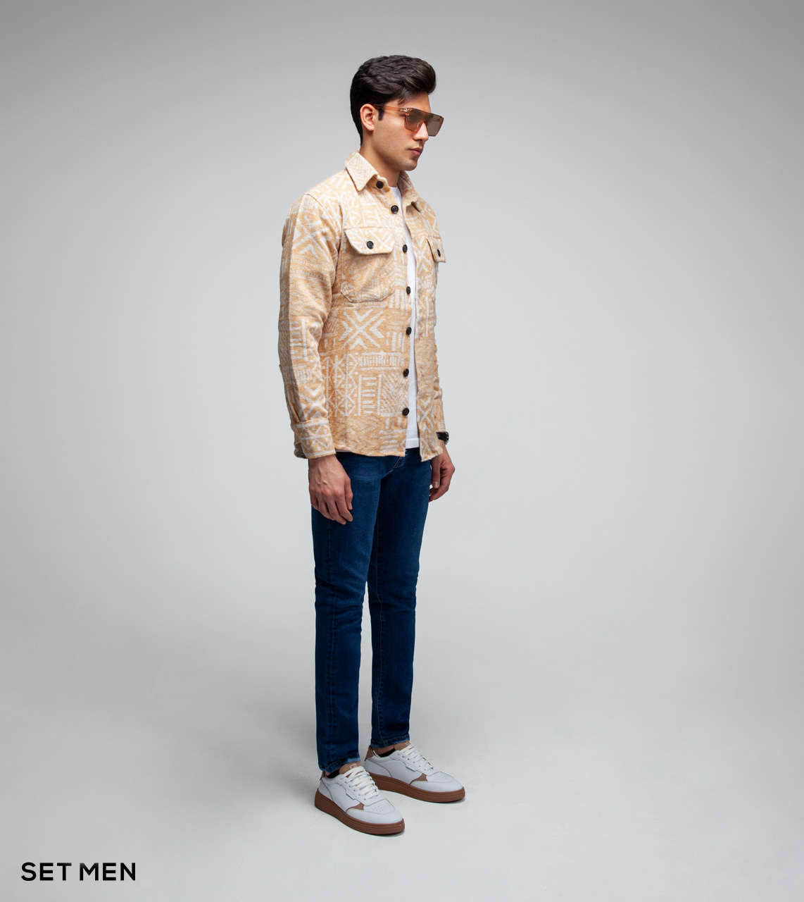 پیراهن پشمی