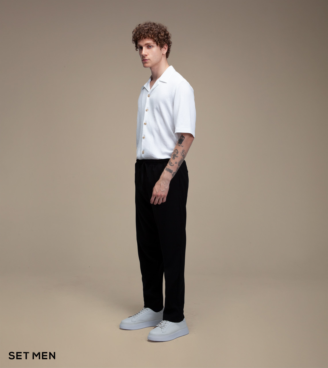 پیراهن مردانه آستین کوتاه کنفی