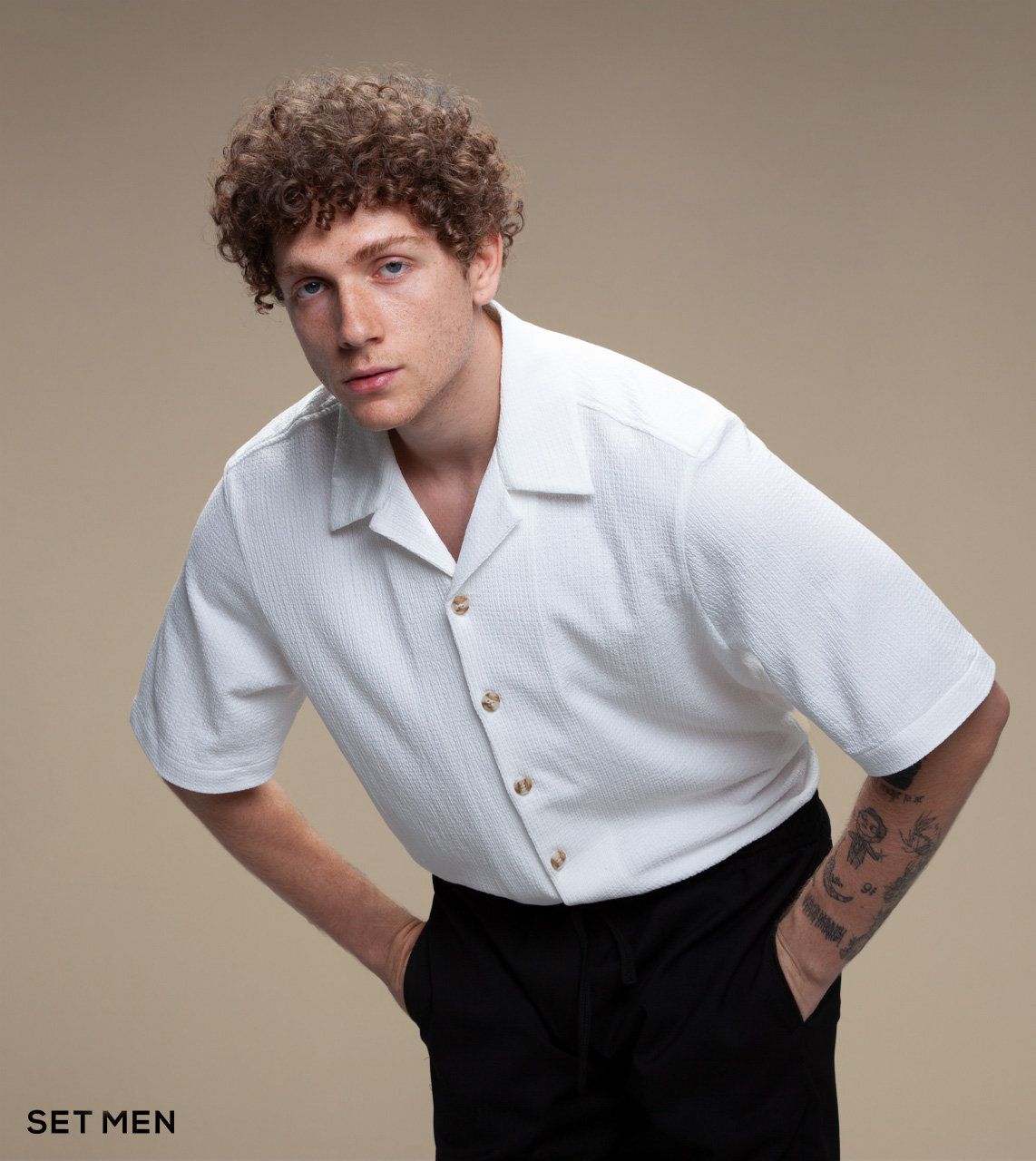 پیراهن مردانه آستین کوتاه کنفی