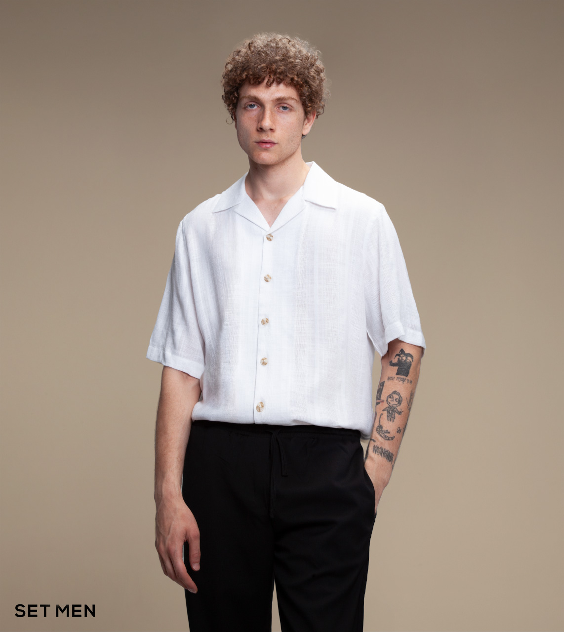 پیراهن مردانه آستین کوتاه کنفی