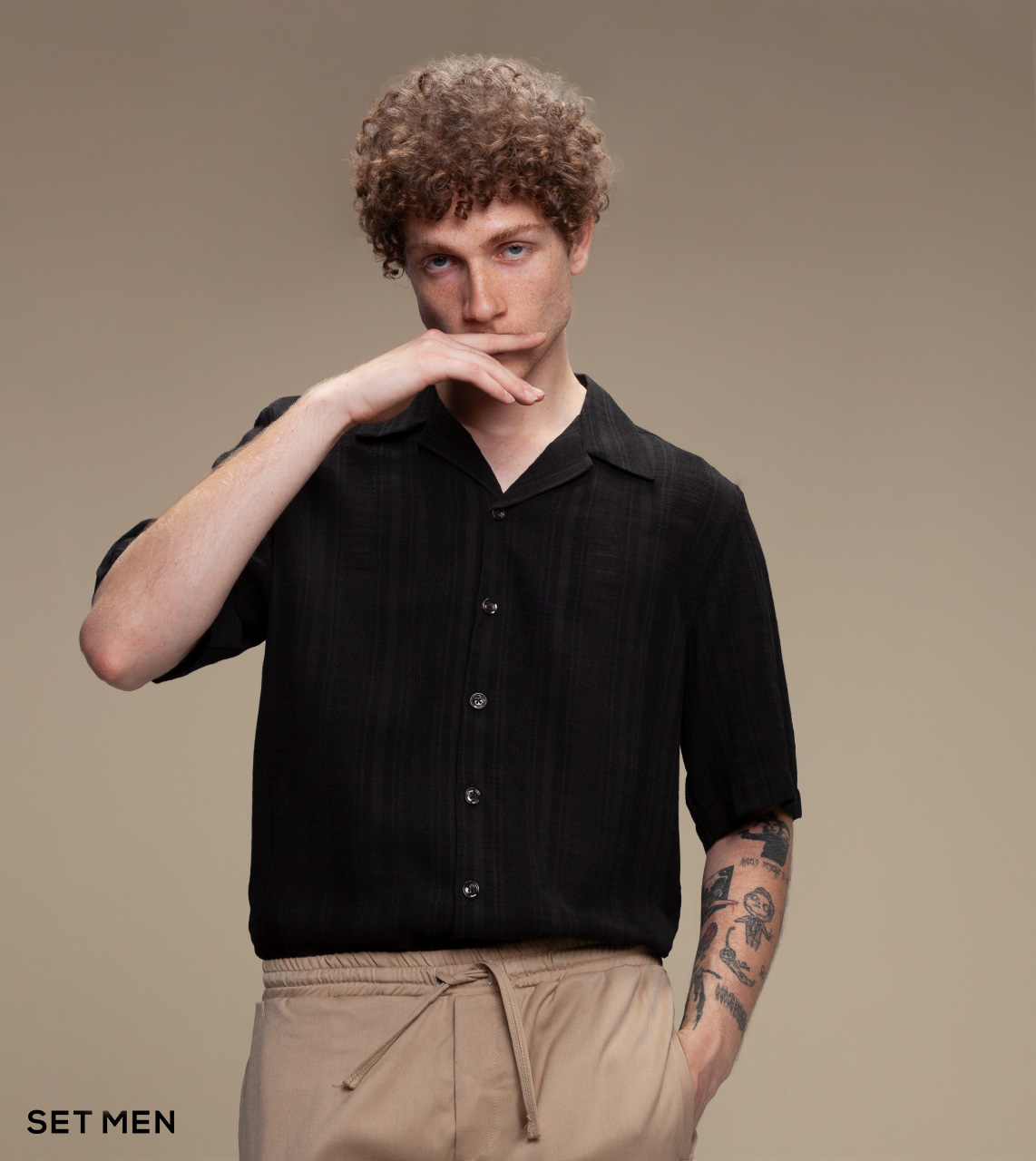 پیراهن مردانه آستین کوتاه کنفی