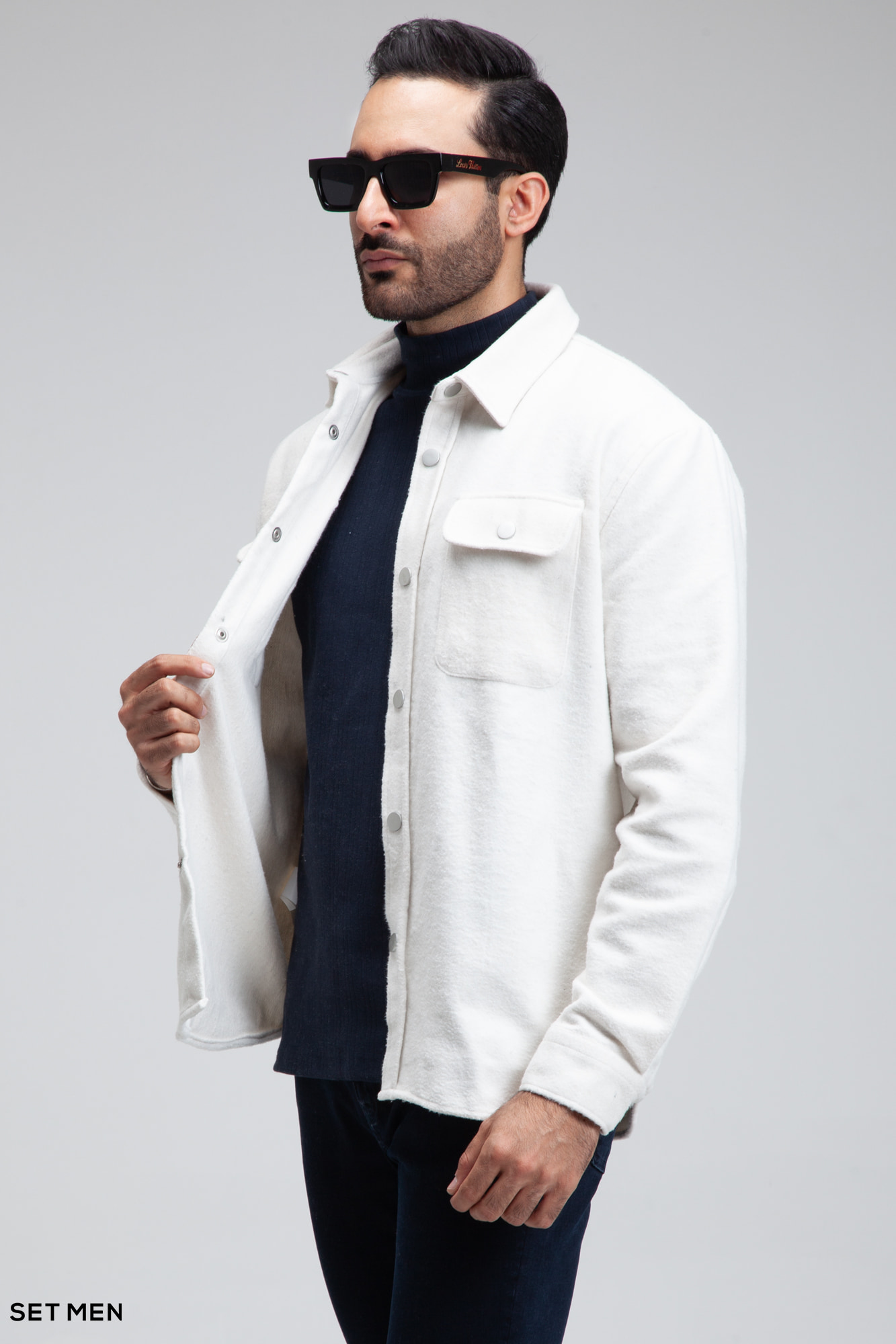 پیراهن پشمی