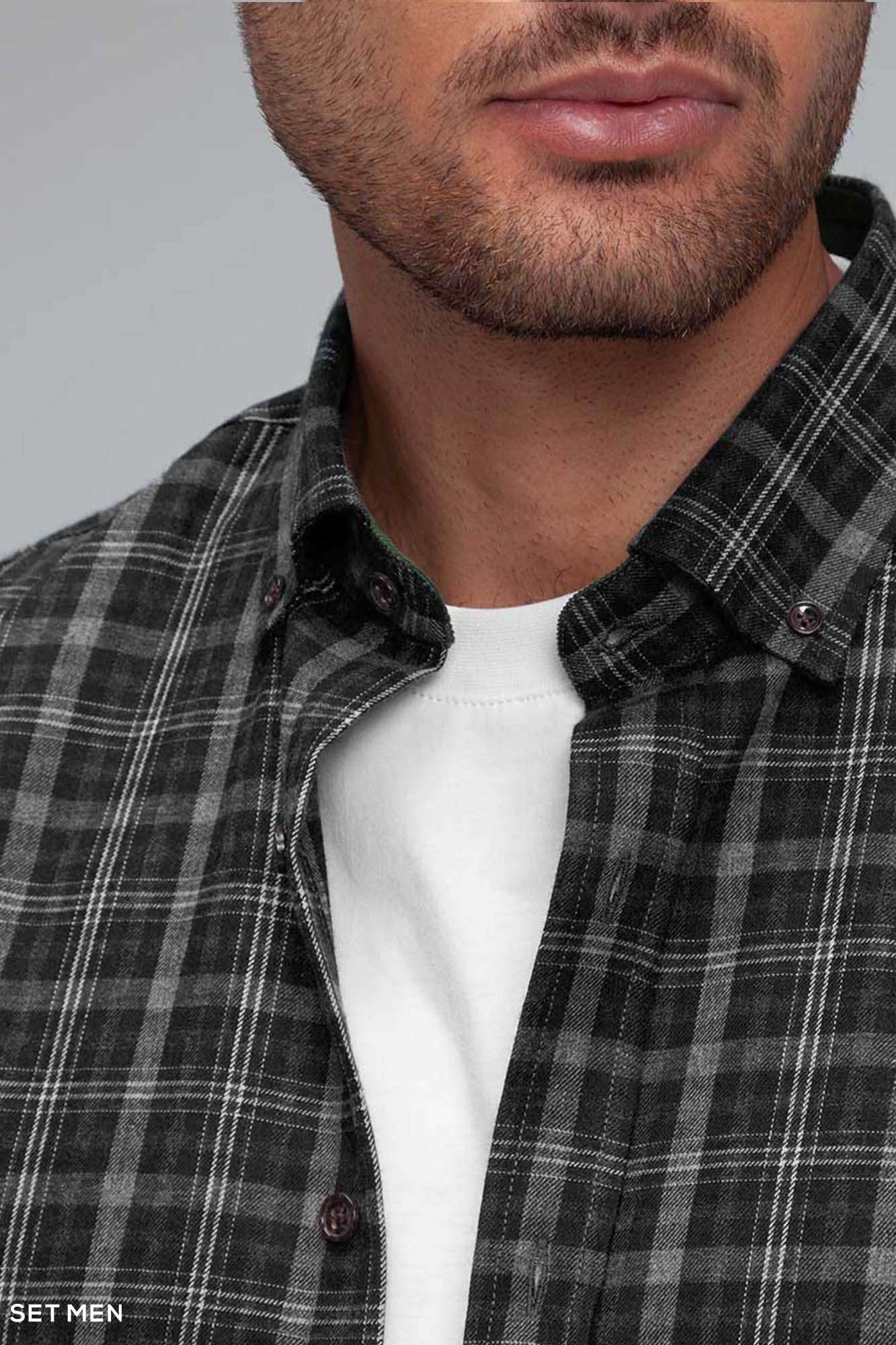 پیراهن پشمی چهارخانه