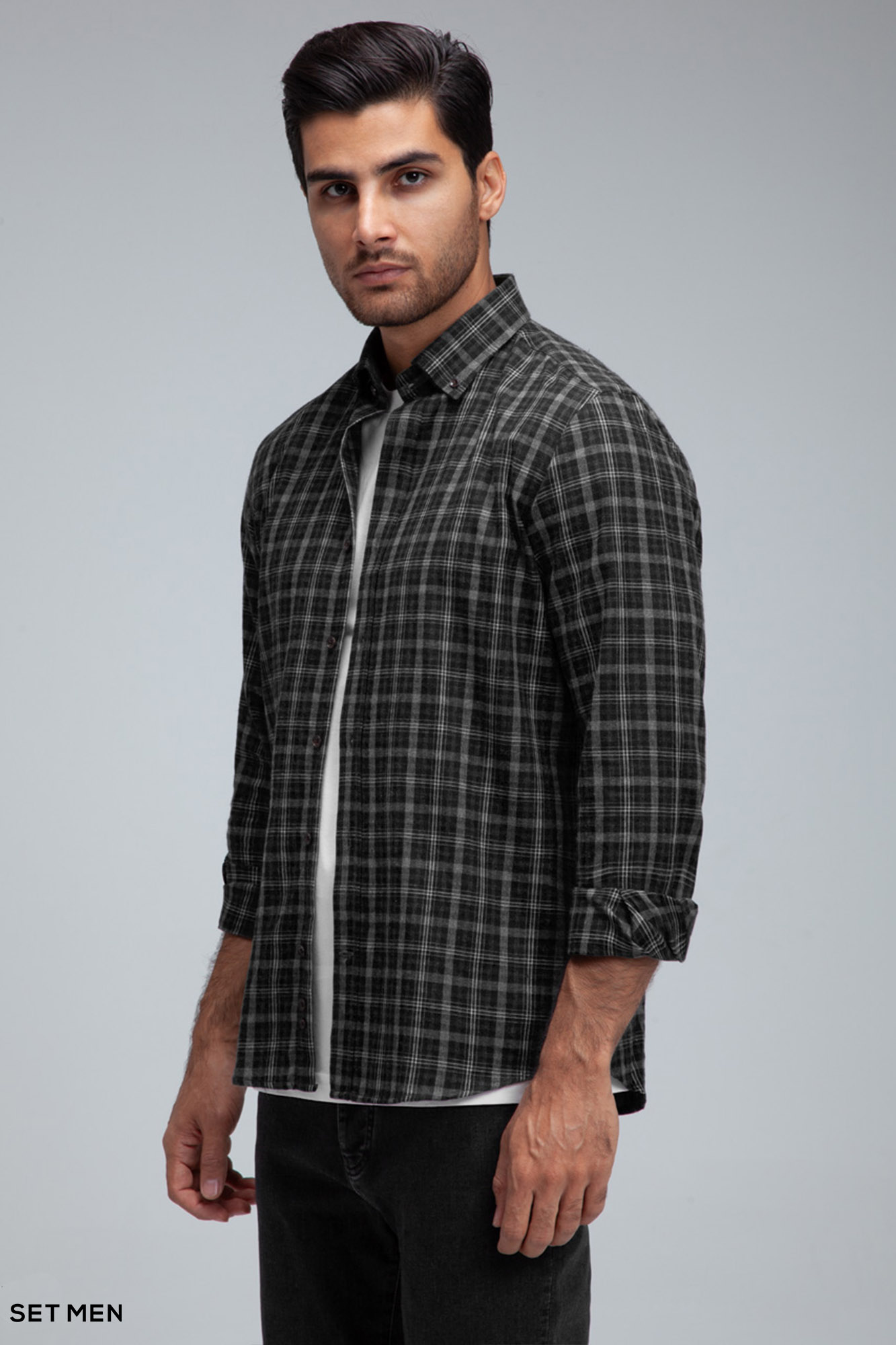 پیراهن پشمی چهارخانه