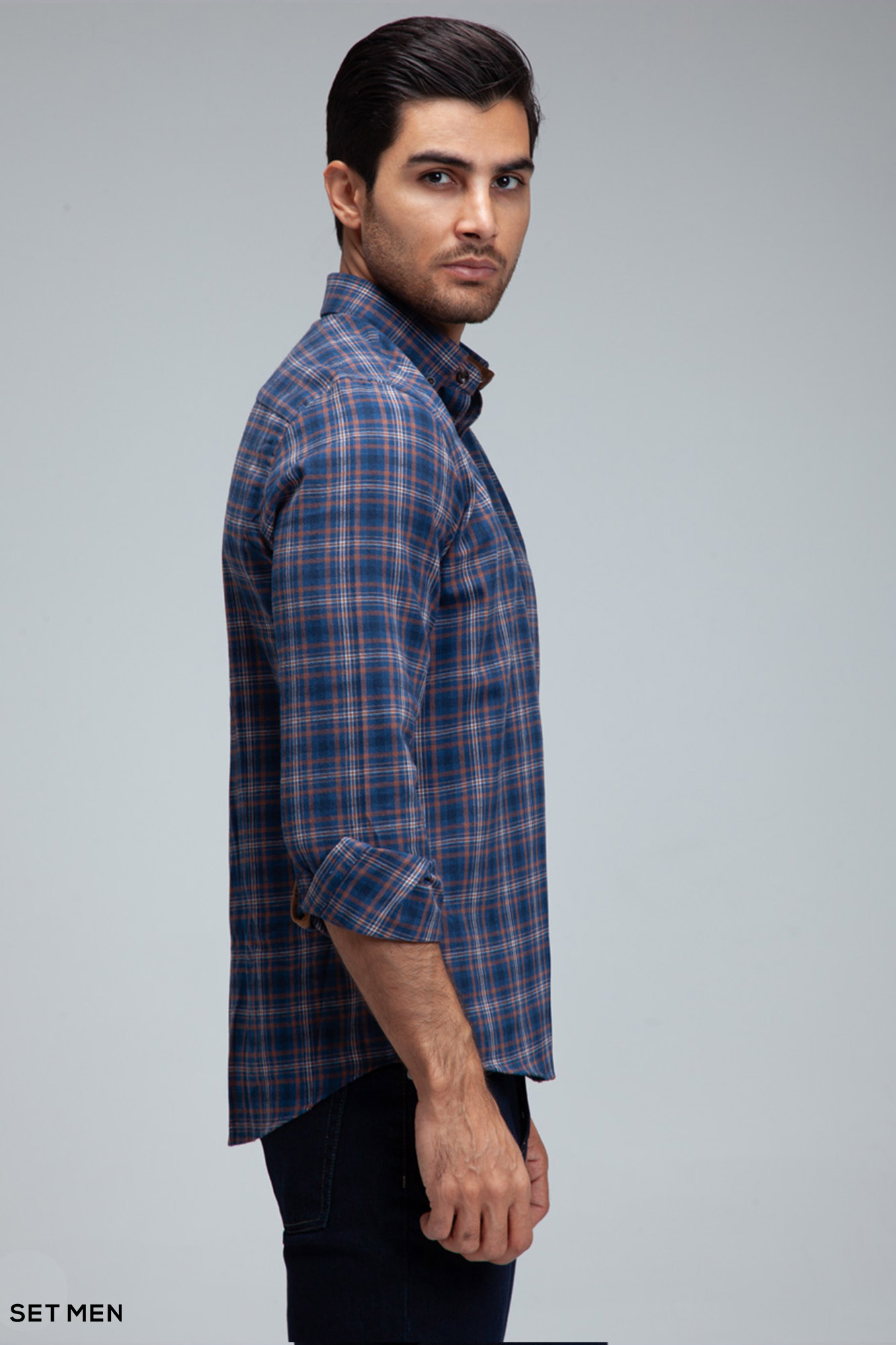 پیراهن پشمی چهارخانه