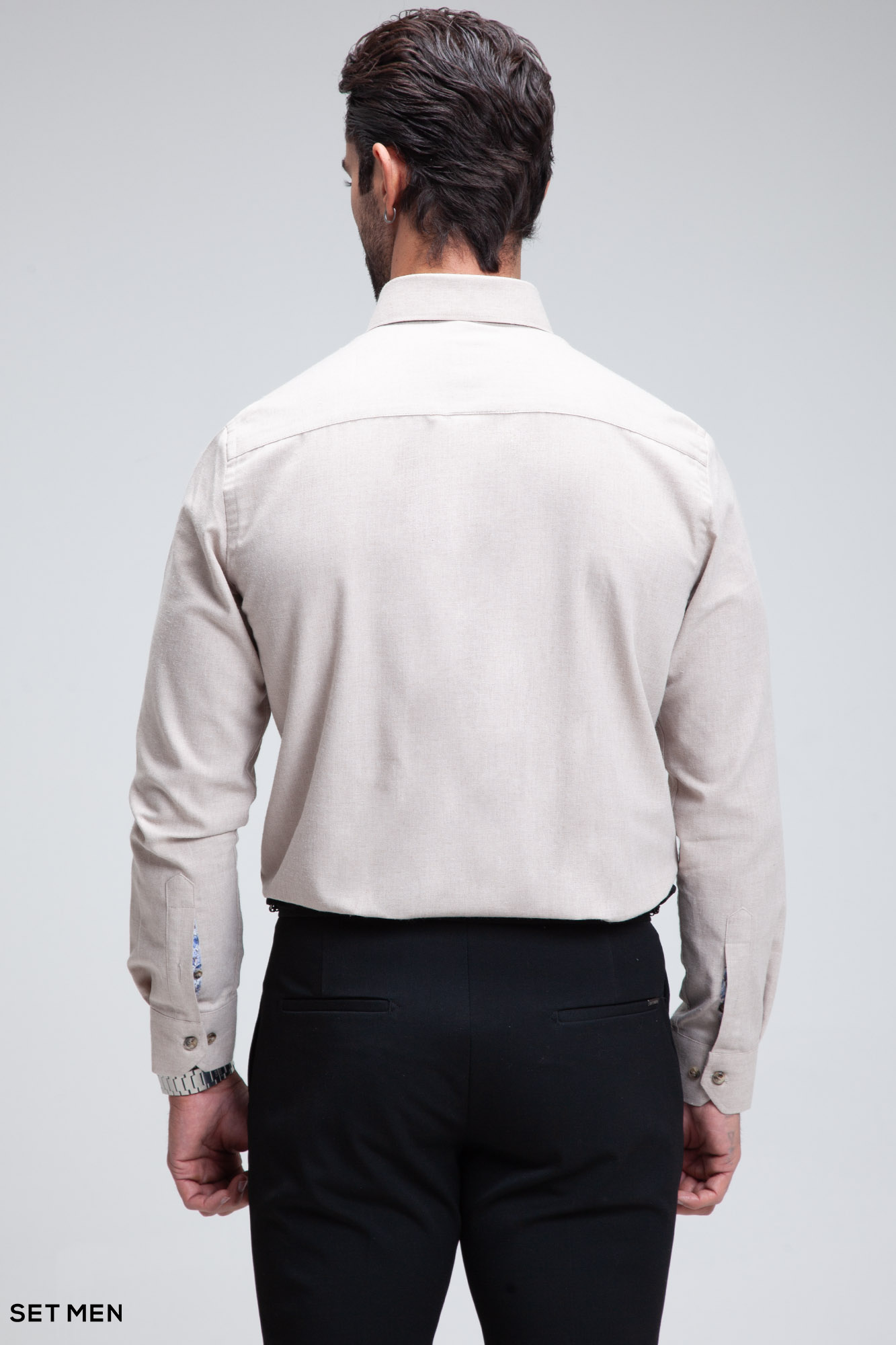 پیراهن پشمی