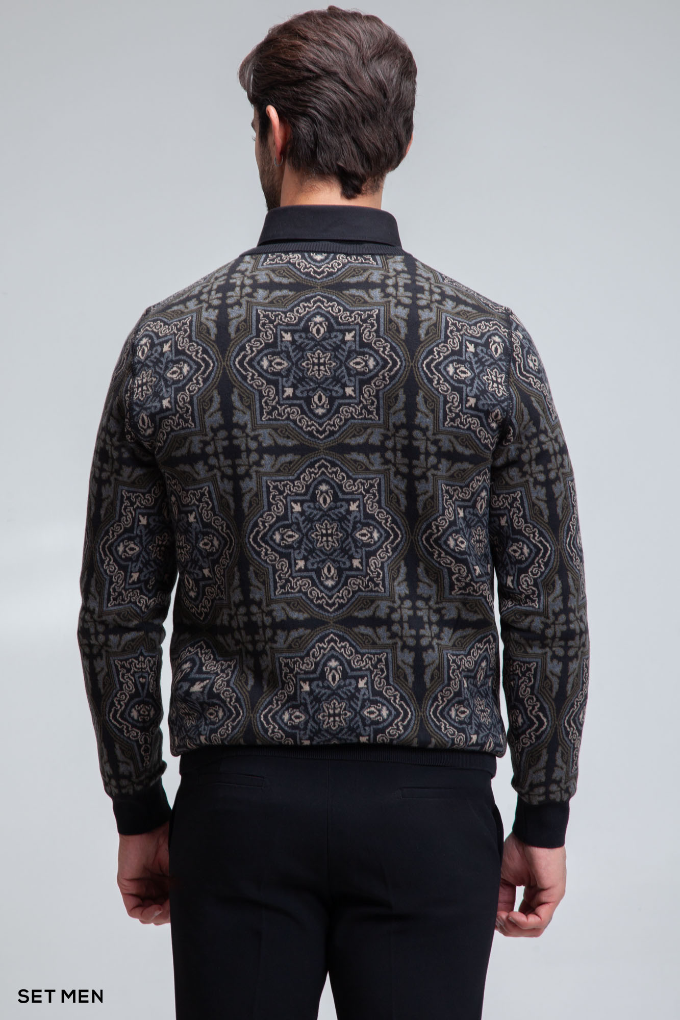 بافت طرح دار