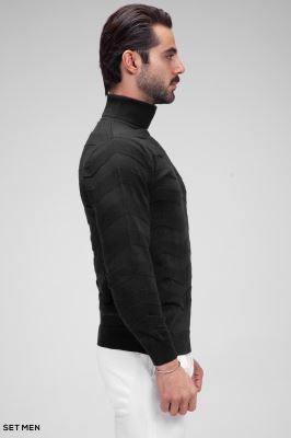 بافت یقه اسکی طرح دار