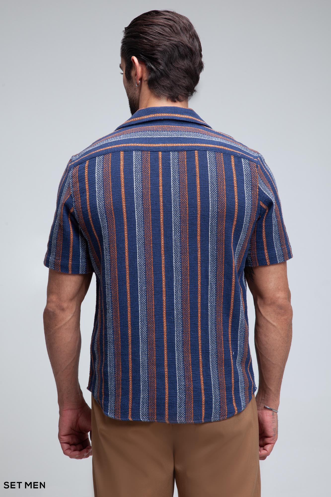 پیراهن مردانه کنفی آستین کوتاه