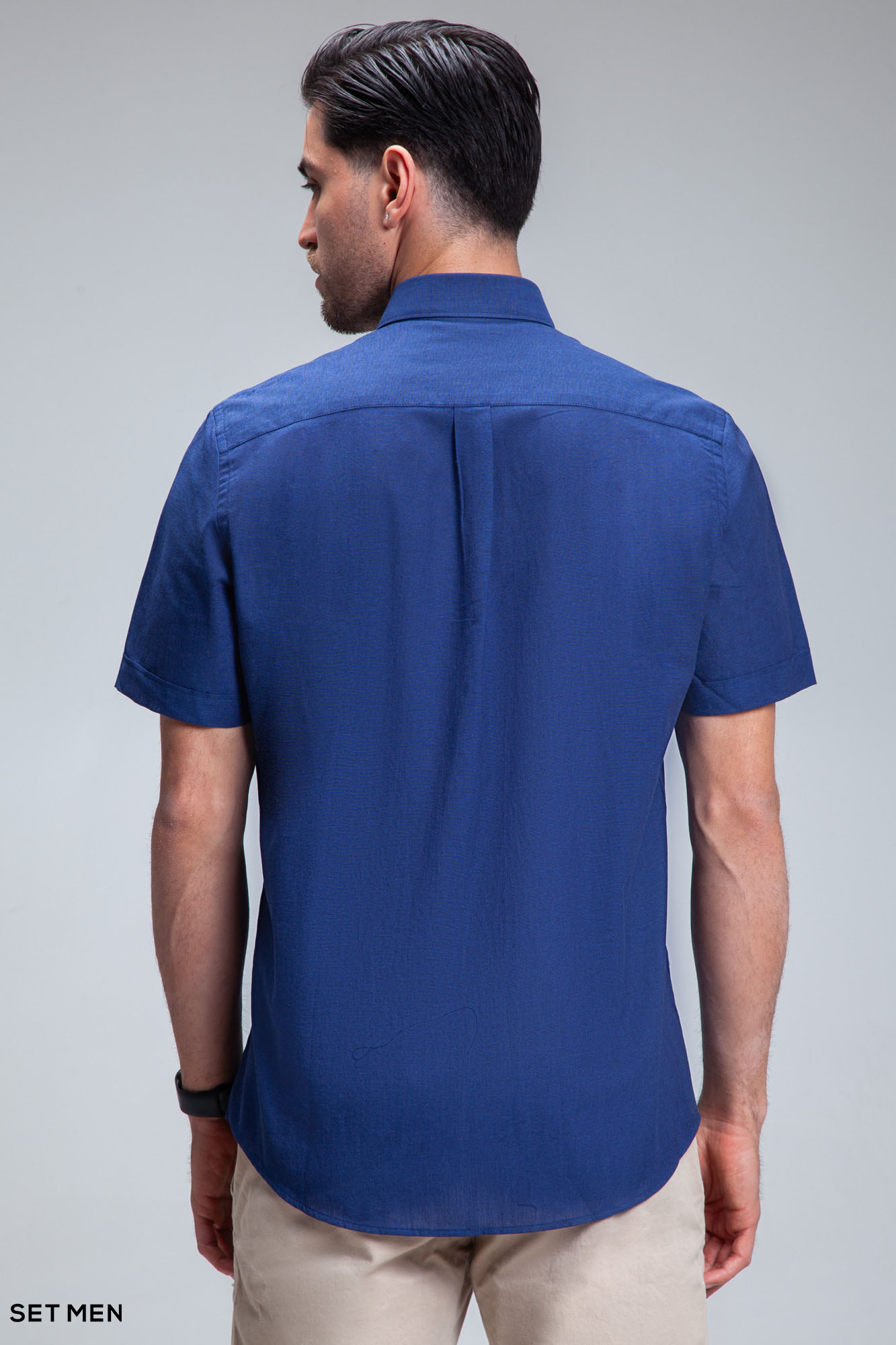 پیراهن مردانه آستین کوتاه لینن