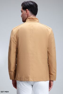 کاپشن بهاره سافاری