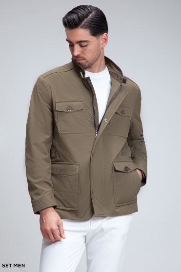 کاپشن بهاره سافاری