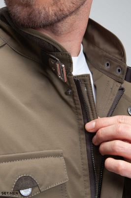 کاپشن بهاره سافاری