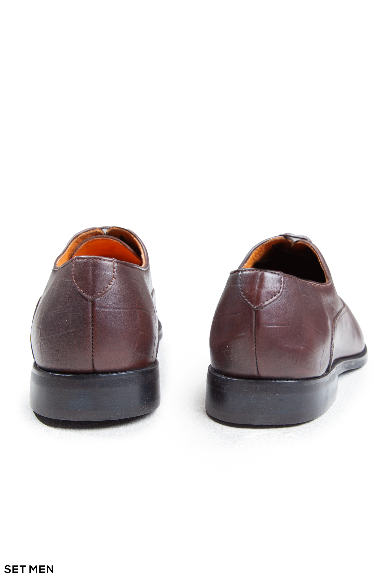 کفش مردانه چرم کلاسیک