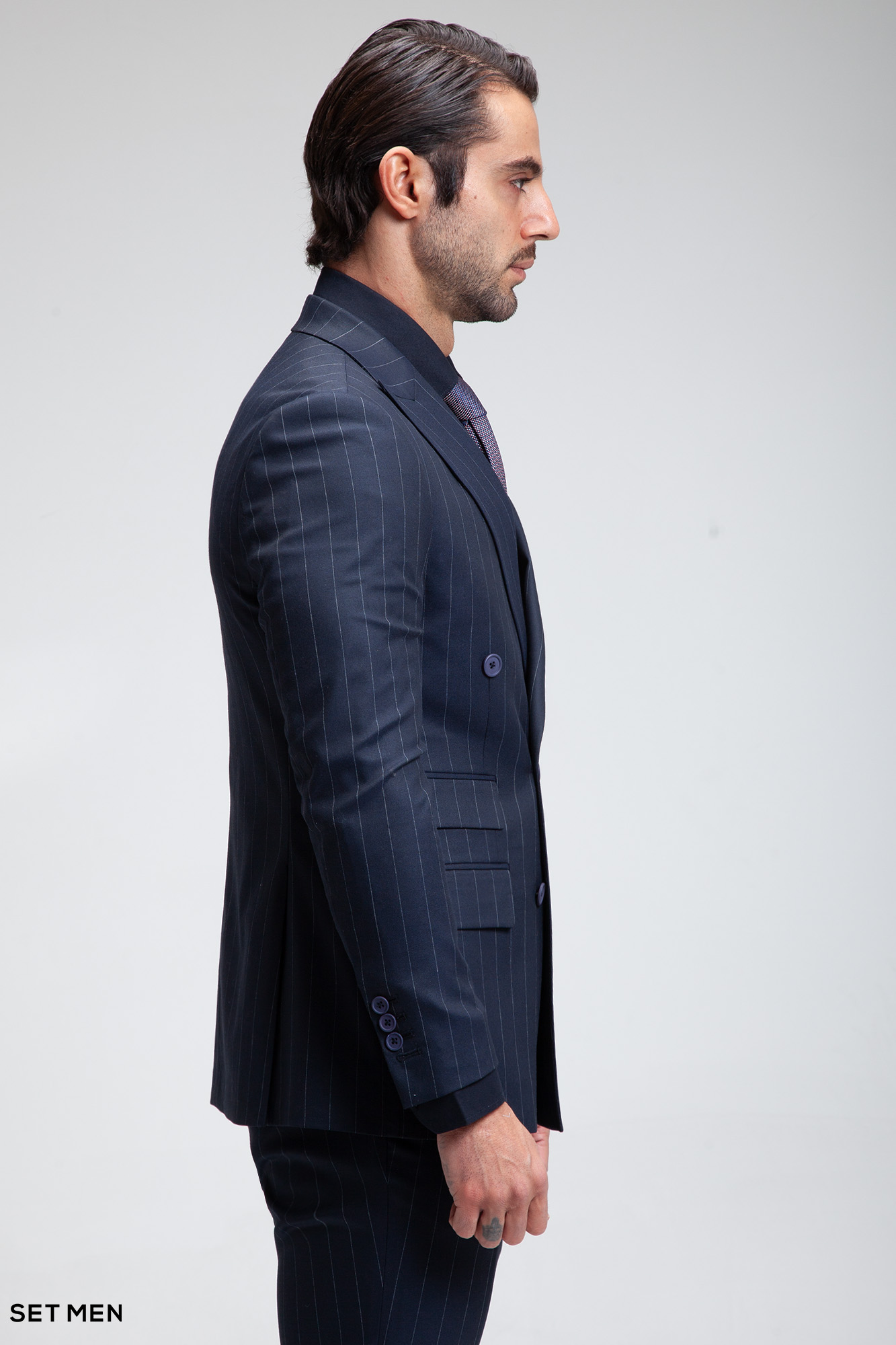 کت و شلوار مردانه شش دکمه دیپلمات