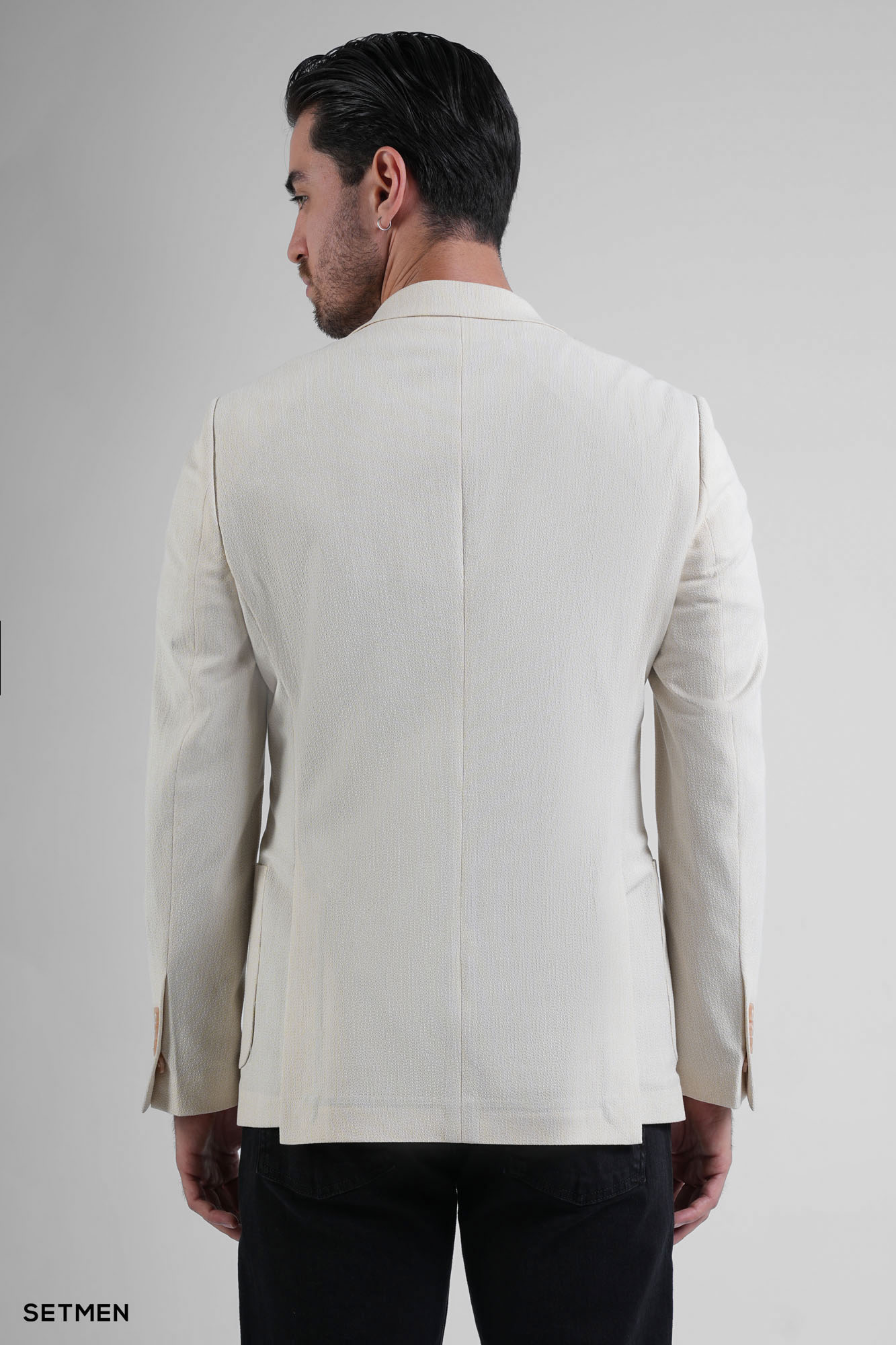 کت تک مردانه دودکمه نیم آستر پارچه GOFRE