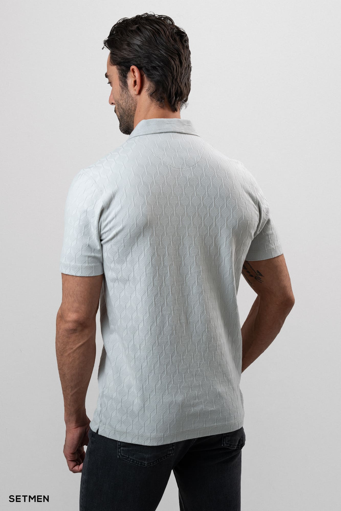 تیشرت یقه نیم زیپ ژاکارد