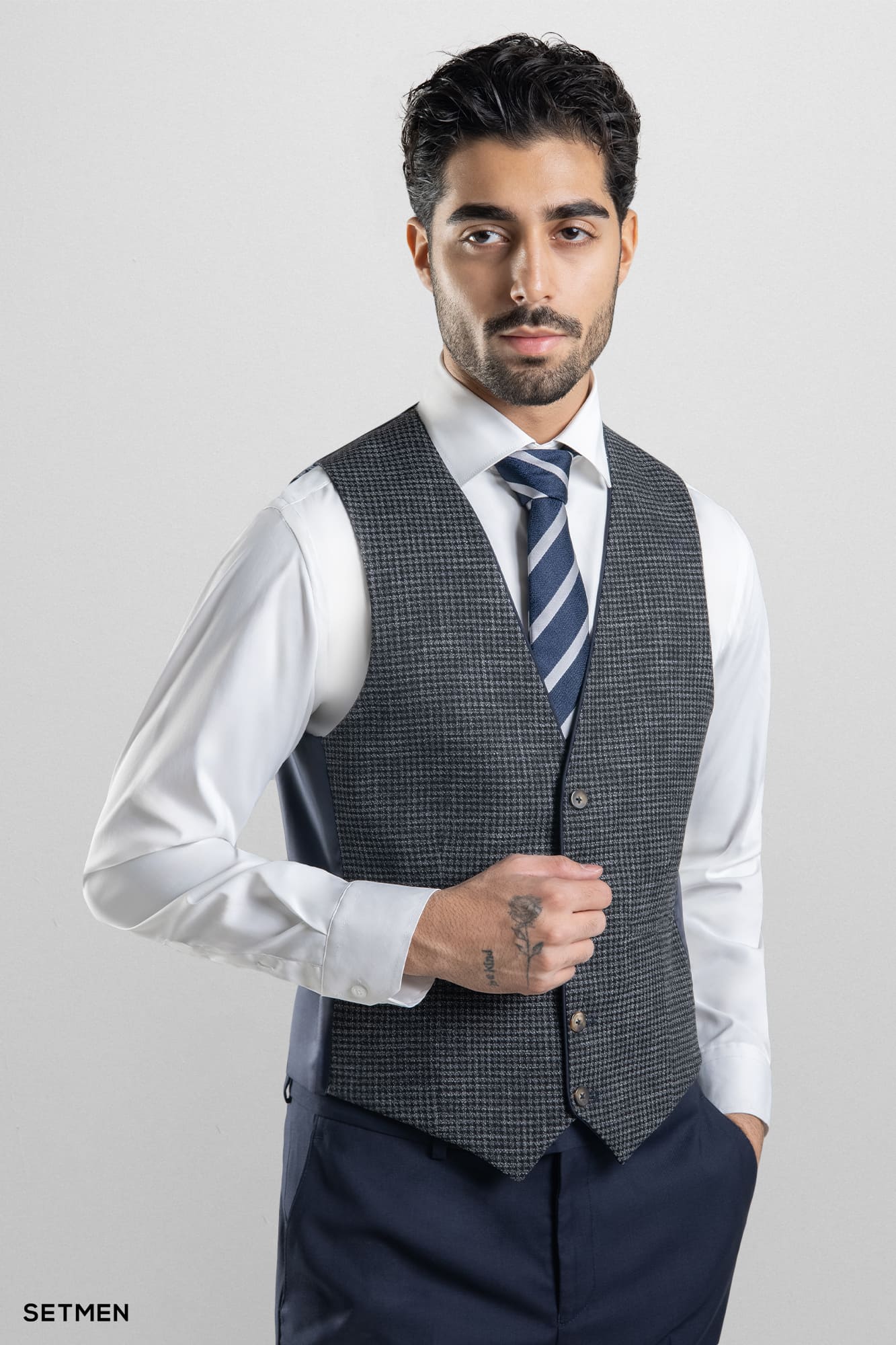 کت و شلوار مردانه سه تکه یقه انگلیسی ژیله دورو