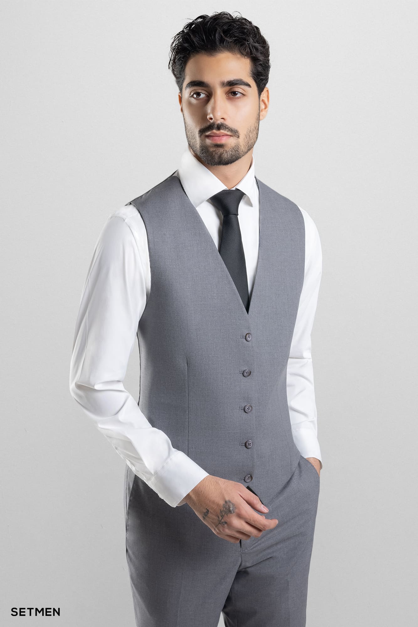 کت و شلوار مردانه سه تکه یقه انگلیسی ژیله دورو