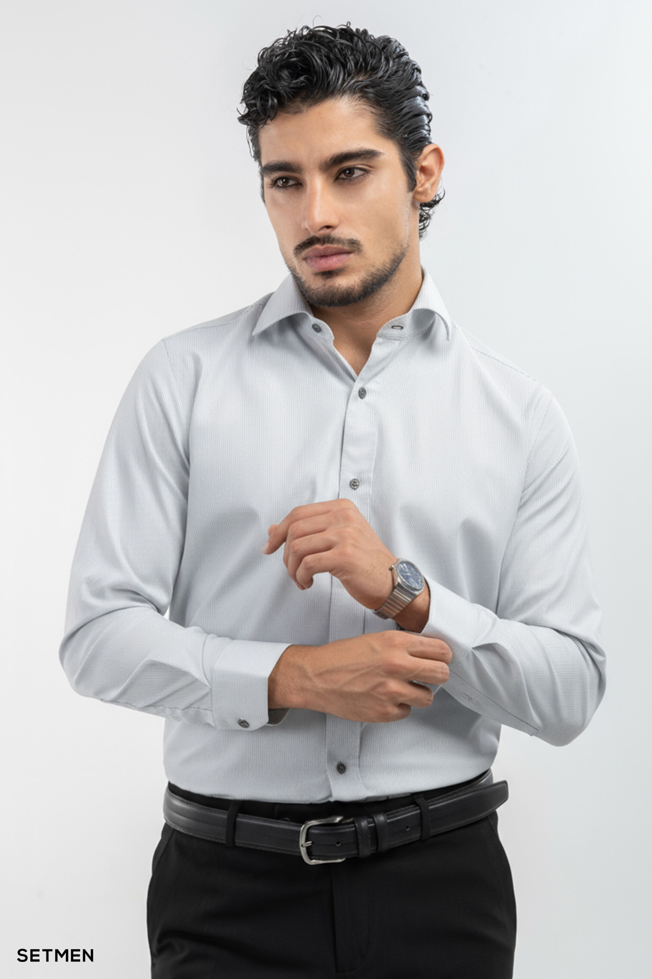 پیراهن مردانه دیپلمات