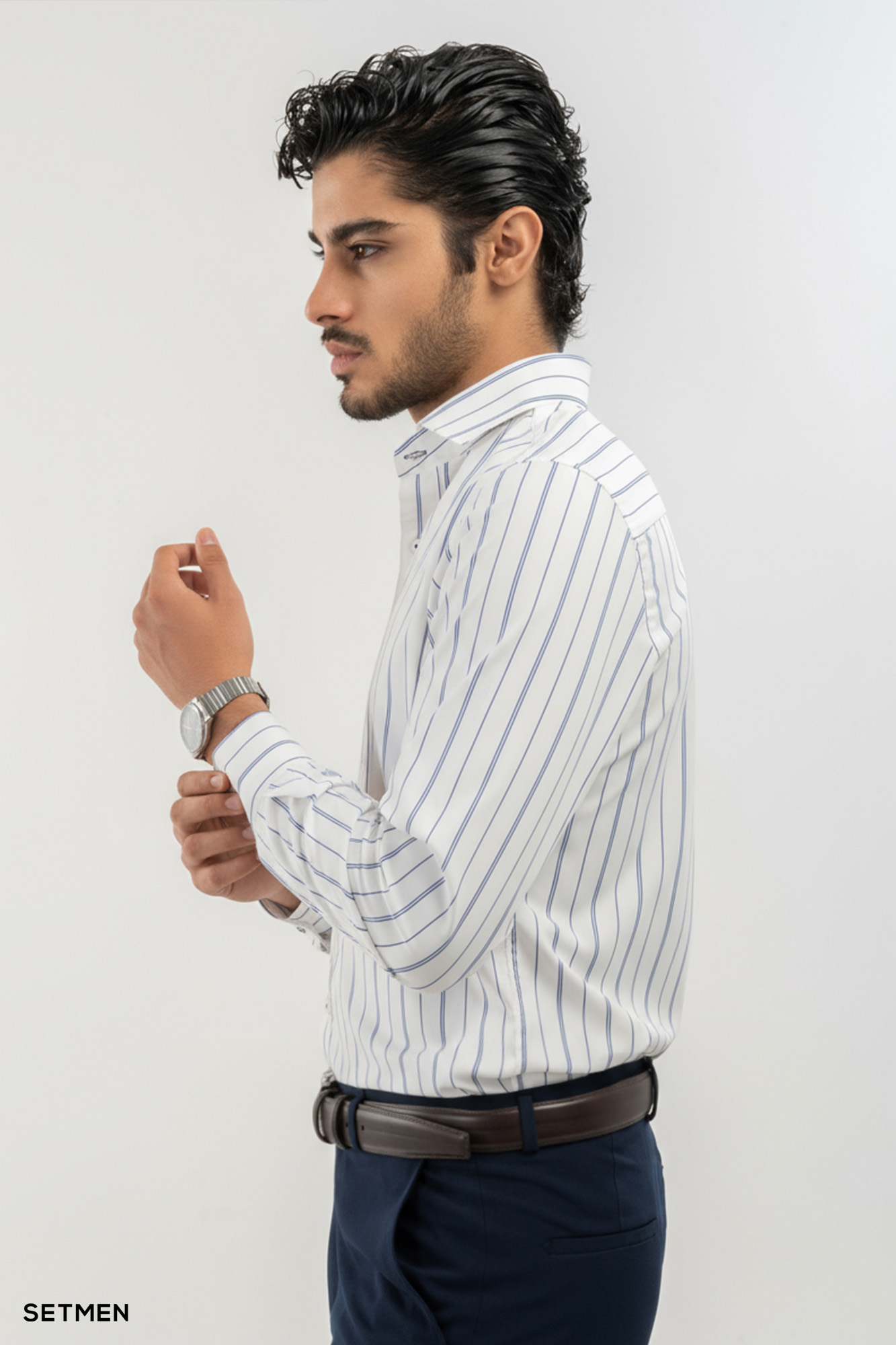 پیراهن مردانه کلاسیک