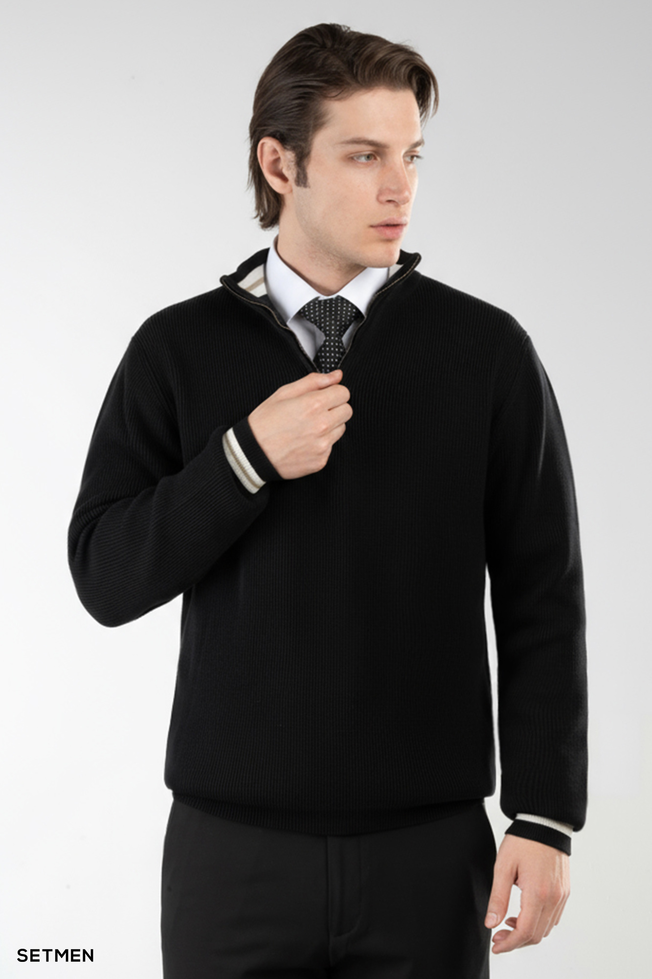 بافت مردانه نیم زیپ یقه ایستاده کلاسیک